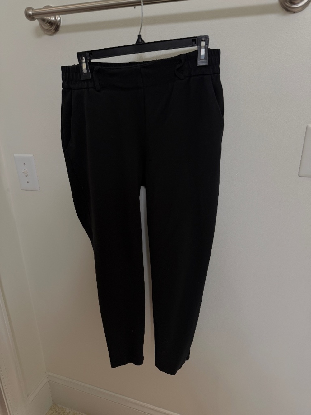 Rachel Zoe Black Pull-On Pants Size 6